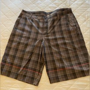 Mens Lululemon plaid shorts
